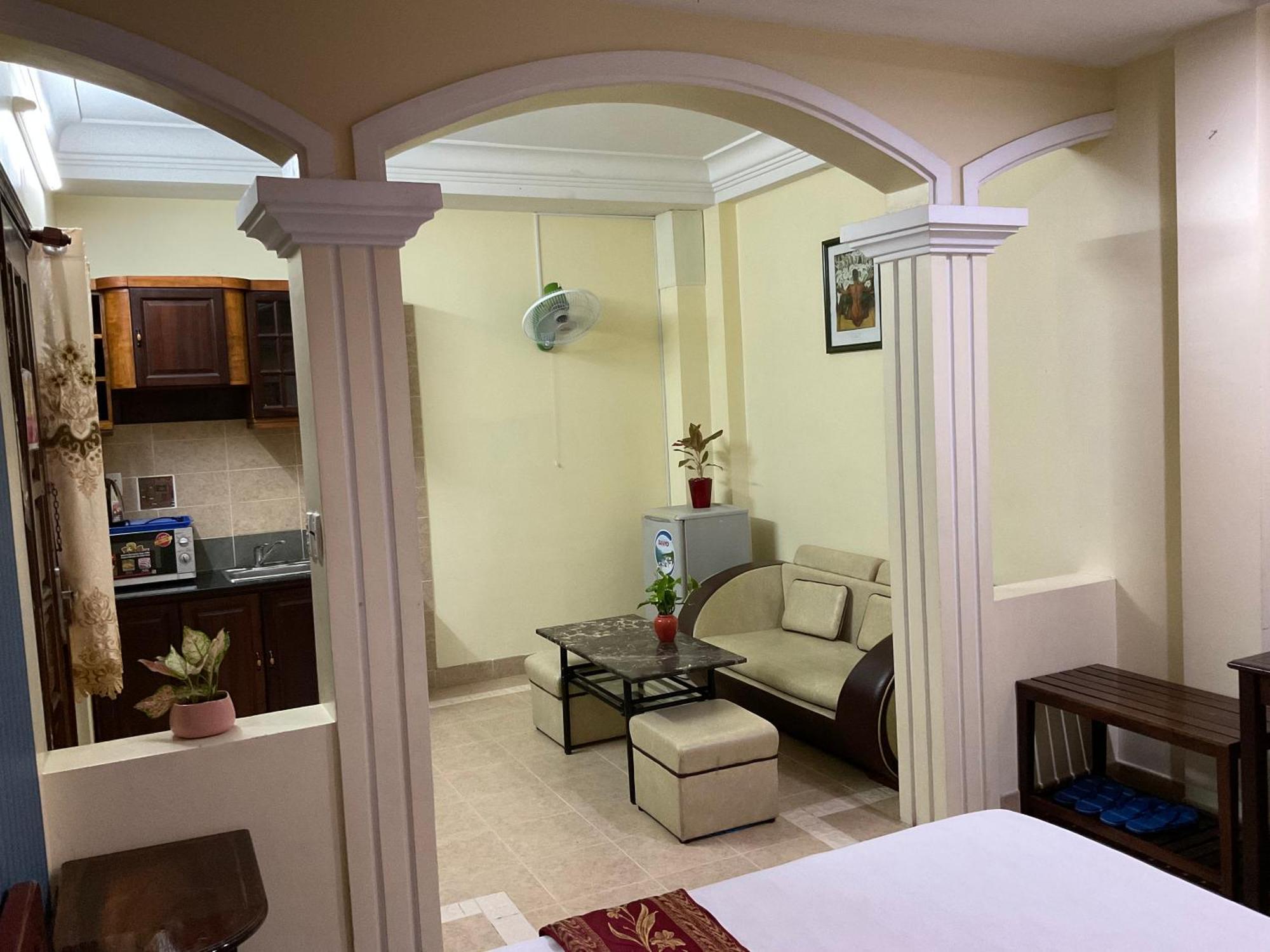 Khach San Minh Chau - Hoa Hung Ho Chi Minh City